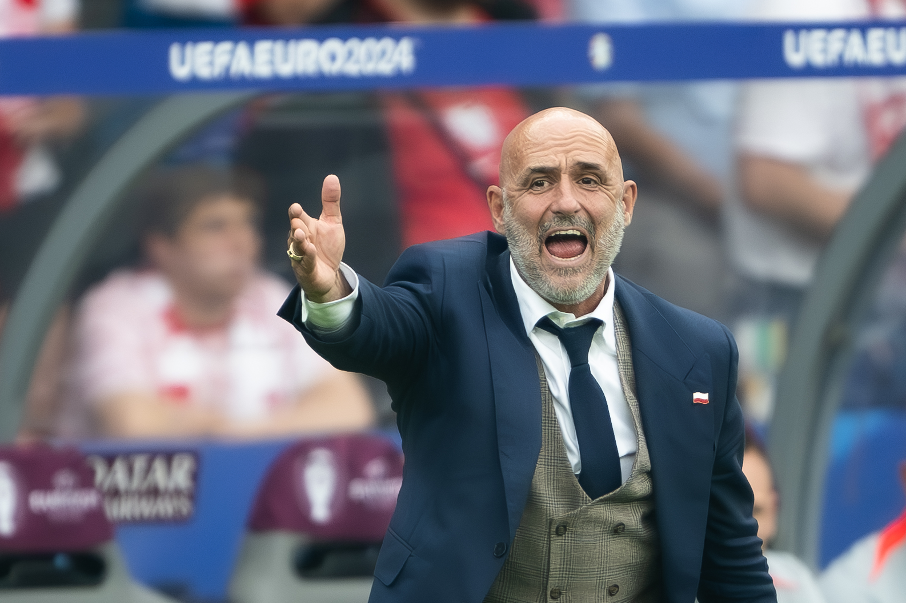  莱万多夫斯基赛事官方发布回归赛场新规，阿森纳争议不断！