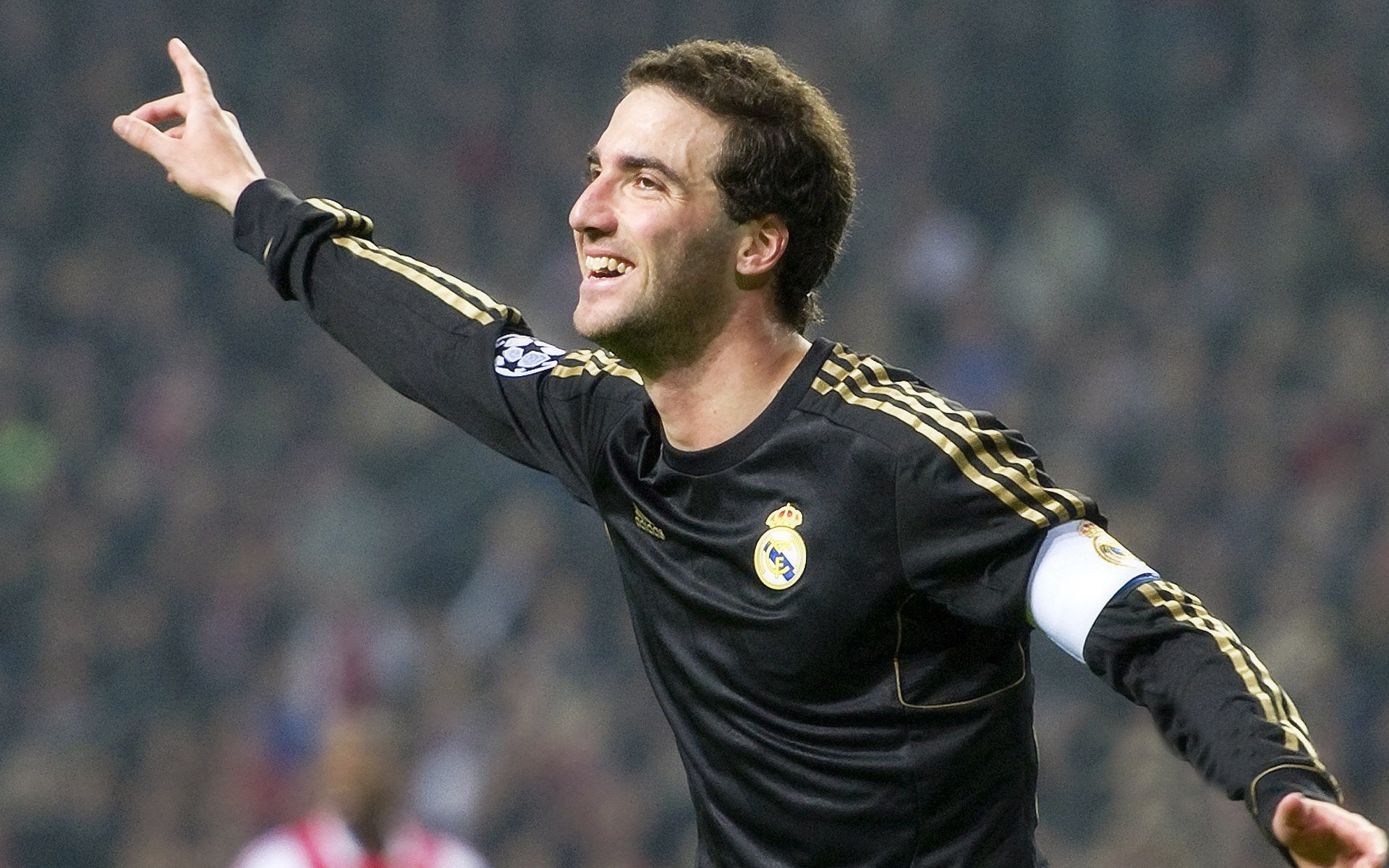 纳达尔官方宣布战术调整新规，独行侠引发争议！全场沸腾不已